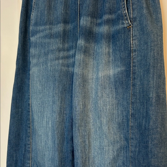 Izzie Relaxed Pull- On Barrel Jeans (s) by Pilcro - Picture 3 of 8